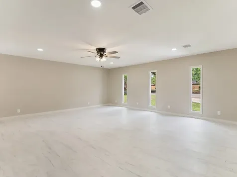 2502 Oak Drive Bay City TX 77414