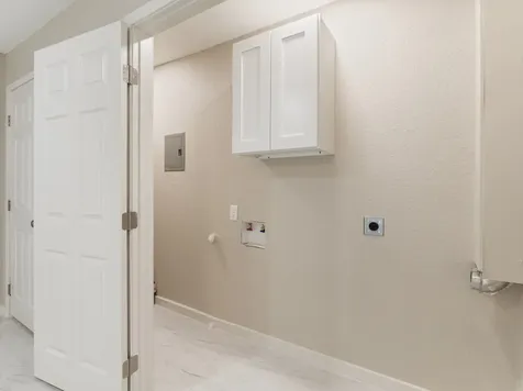 2502 Oak Drive Bay City TX 77414