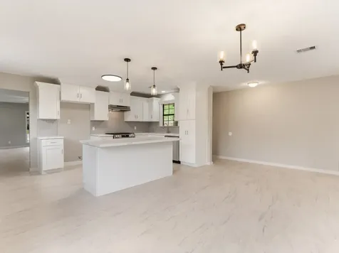 2502 Oak Drive Bay City TX 77414