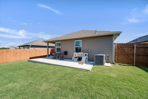 145 Roanwood Drive San Marcos TX 78666