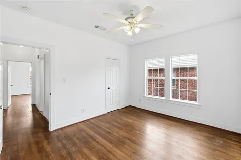 2218 Arbor Street B Houston TX 77004