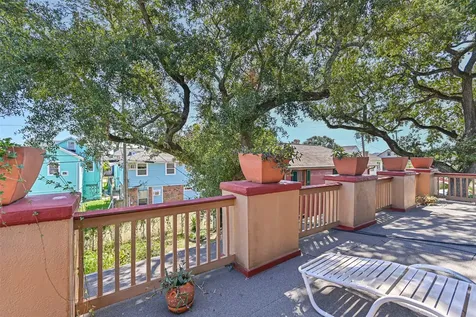 2911 Broadway Street Galveston TX 77550