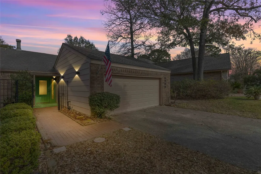 8009 Rebawood Drive Humble TX 77346