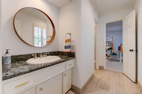 407 Southchester Lane Houston TX 77079