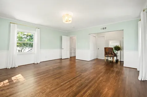4928 Crockett Boulevard Galveston TX 77551