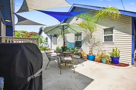 4928 Crockett Boulevard Galveston TX 77551