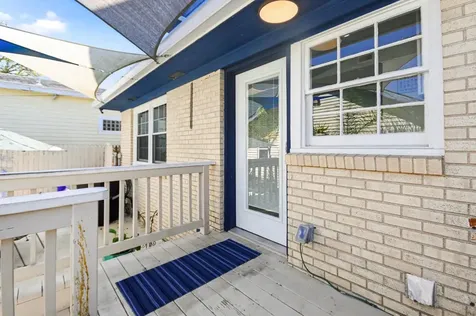 4928 Crockett Boulevard Galveston TX 77551