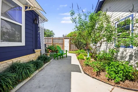 4928 Crockett Boulevard Galveston TX 77551