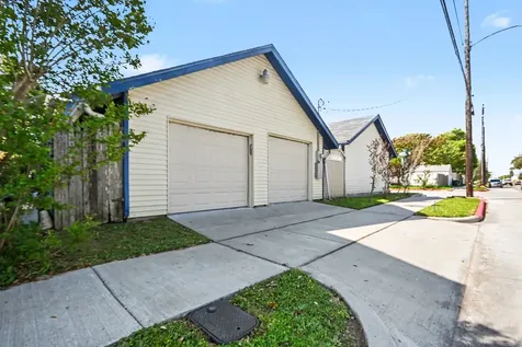 4928 Crockett Boulevard Galveston TX 77551