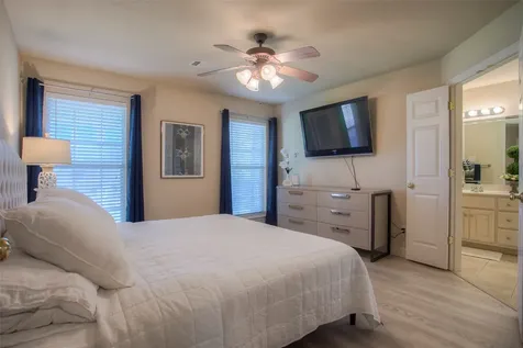 824 Cherry Hills Drive Huntsville TX 77340