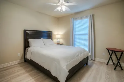 824 Cherry Hills Drive Huntsville TX 77340