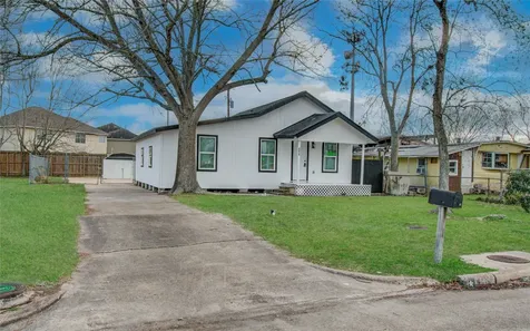 4416 Kingsdale Street Pasadena TX 77503