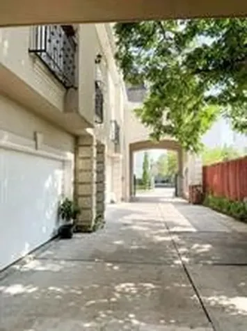 1318 Peden Street D Houston TX 77006
