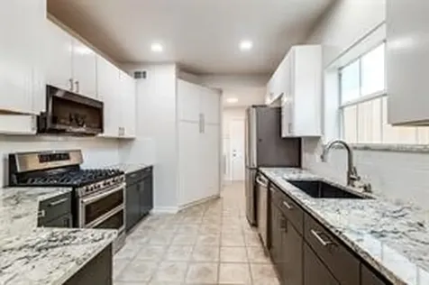 1318 Peden Street D Houston TX 77006