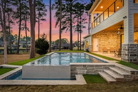 12833 Bruce Road Willis TX 77318