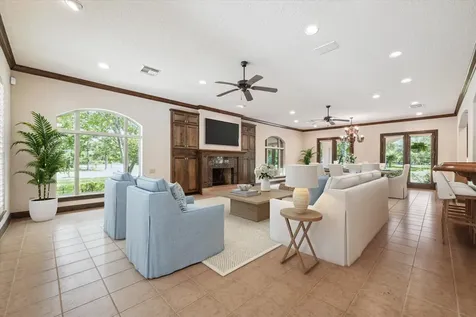 5400 W Bayshore Drive Bacliff TX 77518