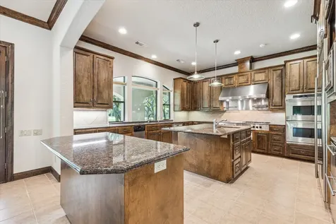 5400 W Bayshore Drive Bacliff TX 77518