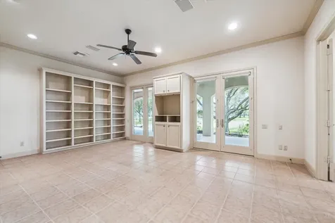 5400 W Bayshore Drive Bacliff TX 77518