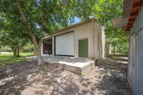 5400 W Bayshore Drive Bacliff TX 77518