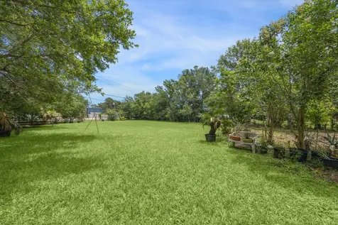 5400 W Bayshore Drive Bacliff TX 77518