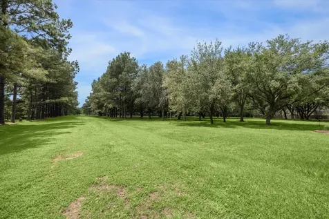 5400 W Bayshore Drive Bacliff TX 77518