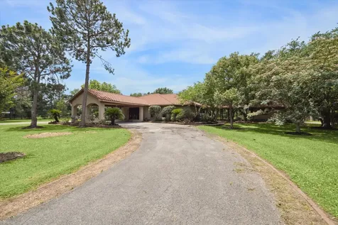 5400 W Bayshore Drive Bacliff TX 77518