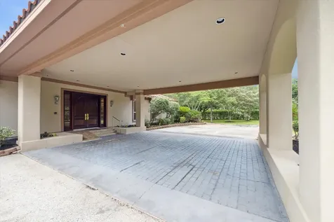 5400 W Bayshore Drive Bacliff TX 77518