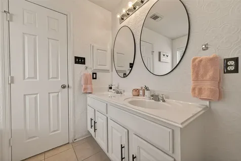 4146 Mt Everest Way Katy TX 77449