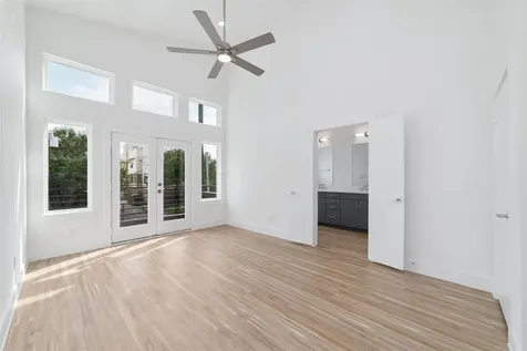 2109 Holman Street Houston TX 77004