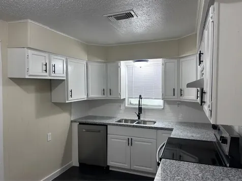 7918 Woodlyn Road Houston TX 77028