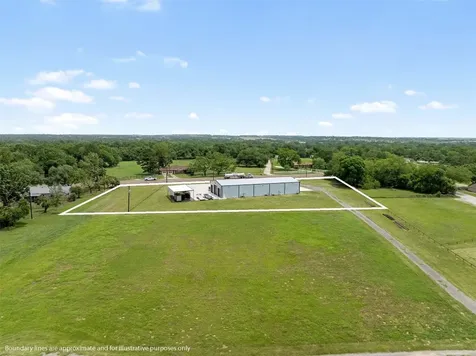 1229 State Highway 36 N Caldwell TX 77836