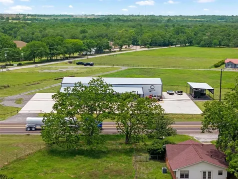 1229 State Highway 36 N Caldwell TX 77836