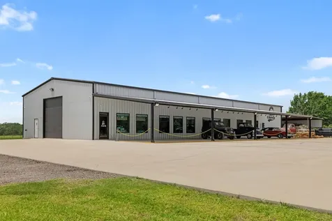 1229 State Highway 36 N Caldwell TX 77836