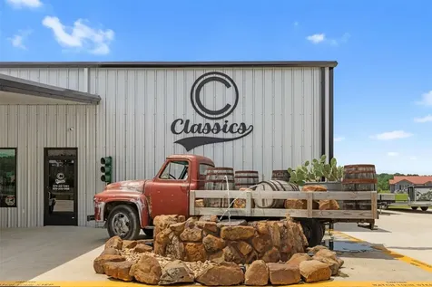 1229 State Highway 36 N Caldwell TX 77836