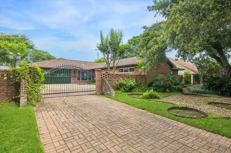 5418 Queensloch Drive Houston TX 77096