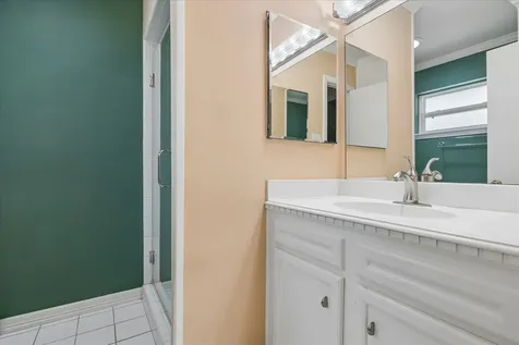 5418 Queensloch Drive Houston TX 77096