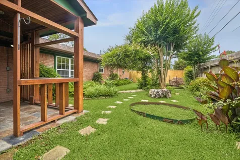 5418 Queensloch Drive Houston TX 77096