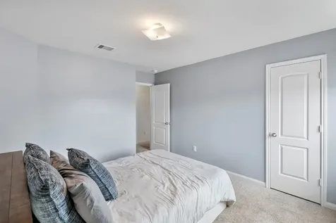10035 Meadow Mill Forest Lane Houston TX 77044