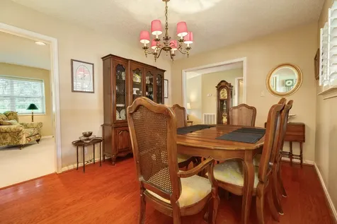 17 Seminole Lane West Columbia TX 77486