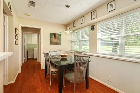 17 Seminole Lane West Columbia TX 77486