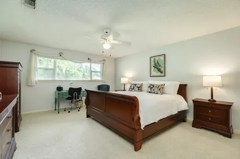 17 Seminole Lane West Columbia TX 77486