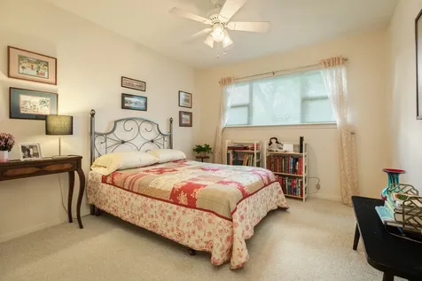 17 Seminole Lane West Columbia TX 77486