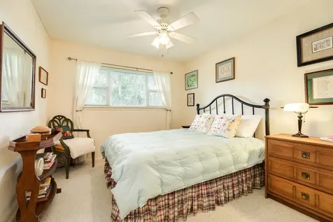 17 Seminole Lane West Columbia TX 77486