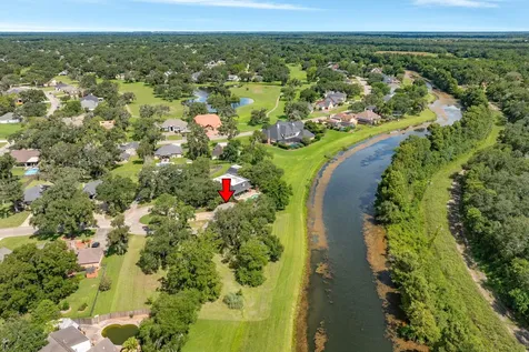 17 Seminole Lane West Columbia TX 77486