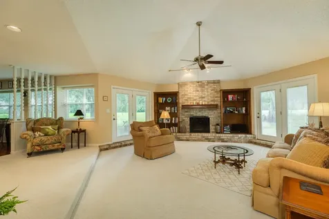 17 Seminole Lane West Columbia TX 77486