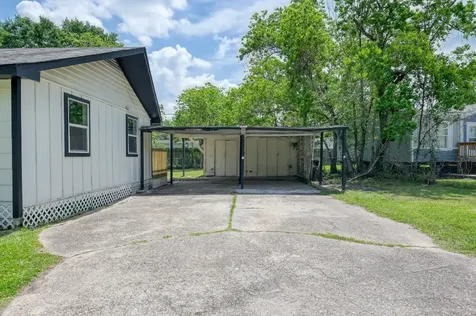 29906 Hunters Road B Magnolia TX 77355