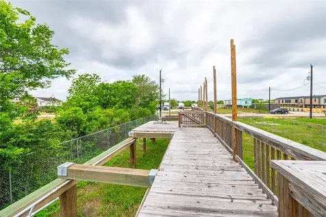 441-443 16th Street San Leon TX 77539