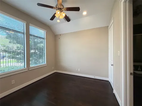 3917 Rose Street Houston TX 77007