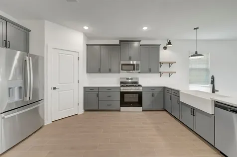 436 East Rose Marie Lane Montgomery TX 77356
