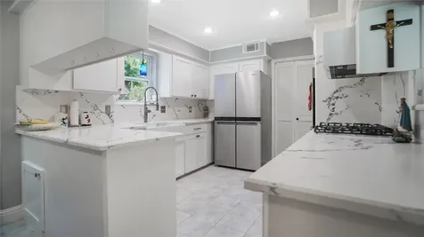 9223 Petersham Drive Houston TX 77031
